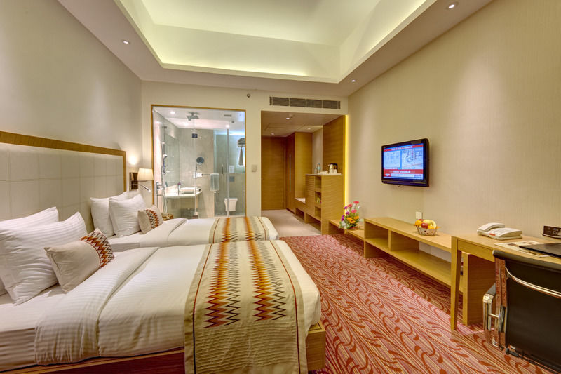 Hotel Hindusthan International, Варанаси Екстериор снимка