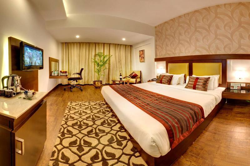 Hotel Hindusthan International, Варанаси Екстериор снимка