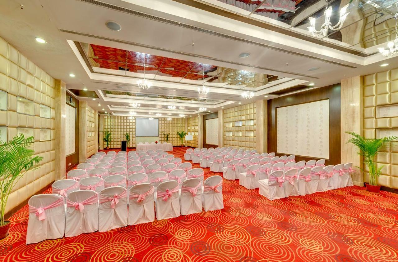 Hotel Hindusthan International, Варанаси Екстериор снимка